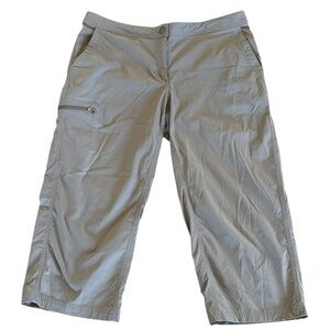 L L Bean Tan Capri Pants Size 14